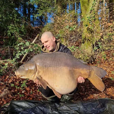 Etang Nicole Holiday park Ger (Manche)