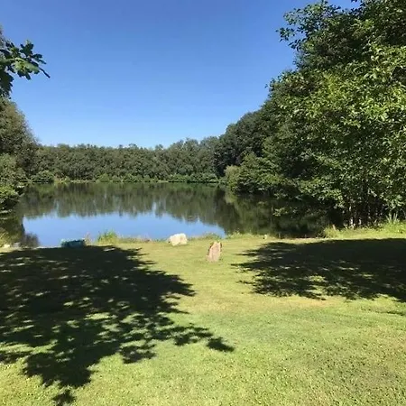 Tatil parkı Etang Nicole Ger (Manche)